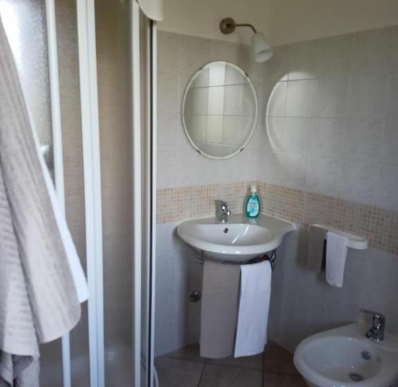 Трехместный Номер Стандарт с Балконом, Il Faggio 17 B&b