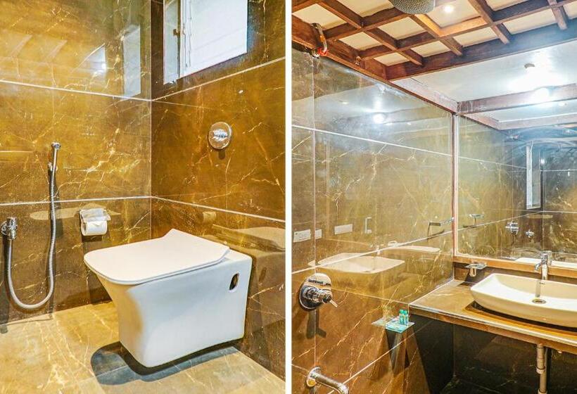 اتاق اجرایی سه نفره, Fabhotel Gravity Inn   Nr Jupiter Hospital