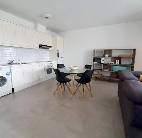 Апартаменты 1 Спальня с Балконом, Front Line           Primera Línea           Apartments In Playa Flamenca
