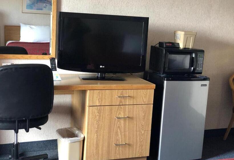 Номер Стандарт Адаптированный для Инвалидов, Airport Lodging Pittsburgh Airport