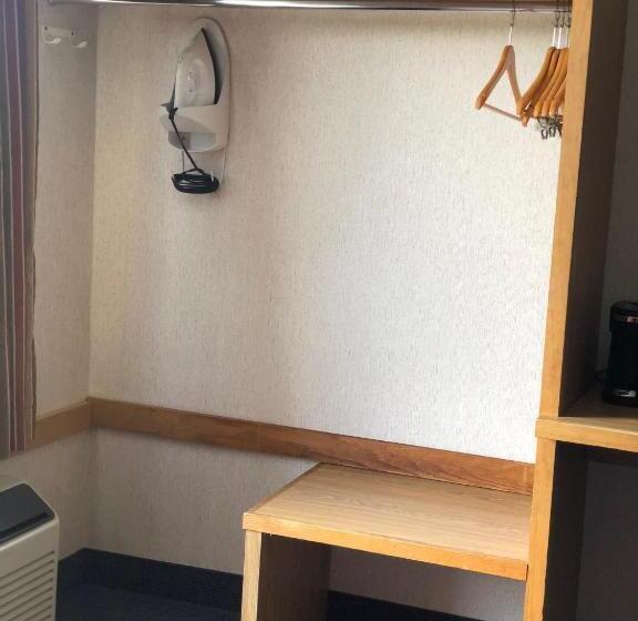 Номер Стандартный Кровать Куин, Airport Lodging Pittsburgh Airport