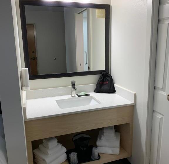 Четырехместный Номер Стандарт, Sleep Inn
