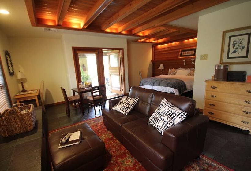 주니어 스위트, Sonoma Coast Villa