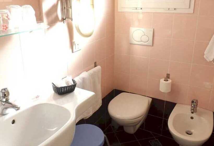Четырехместный Номер Стандарт, Alga