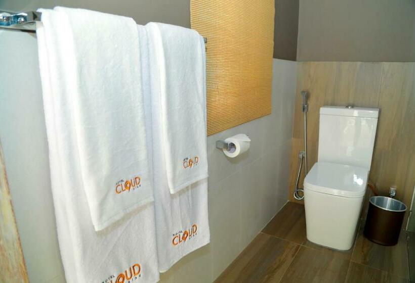 Номер Deluxe Вид на Бассейн, Cloud 9 Negombo