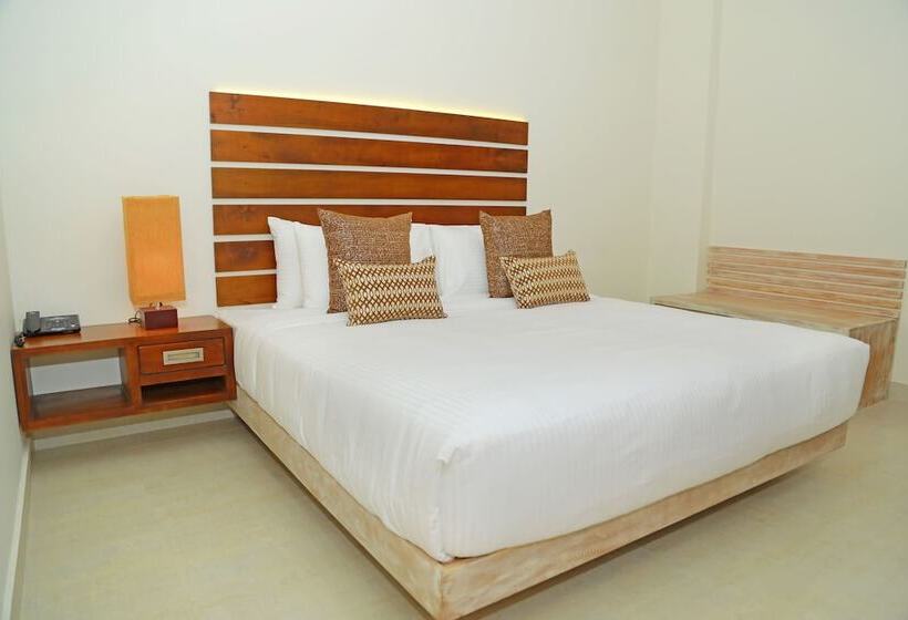 Номер Стандарт, Cloud 9 Negombo