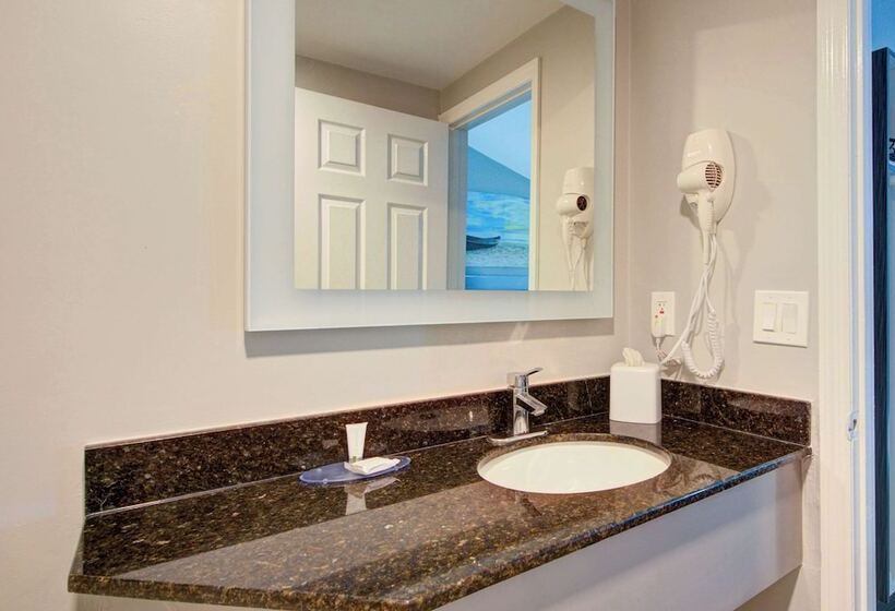 סוויטה, Clarion Pointe Tampa Brandon Near Fairgrounds And Casino