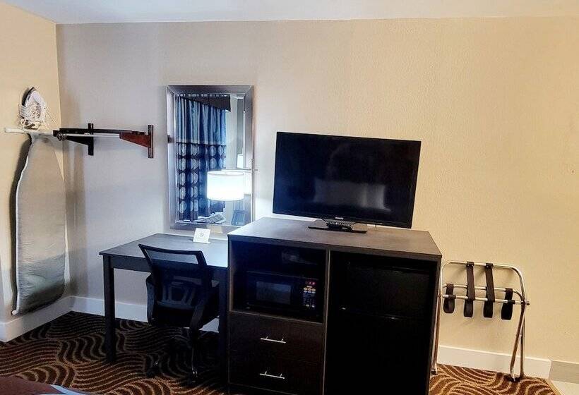 Номер Стандарт 2 Двуспальные Кровати, Super 8 By Wyndham Marion Nc