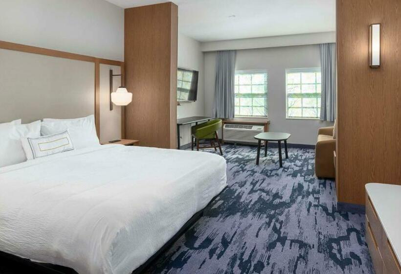 스위트 킹사이즈 침대, Fairfield Inn & Suites Morganton Historic Downtown