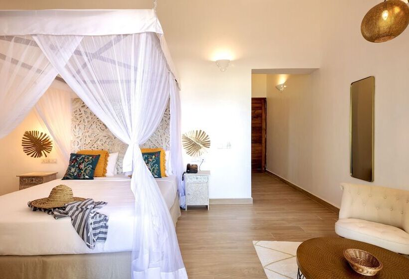 اتاق لوکس با چشم‌انداز دریا, Amani Boutique Hotel   Small Luxury Hotels Of The World