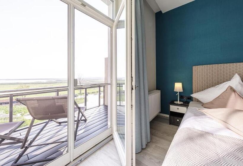Апартаменты 2 Спальни Вид на Море, Apartmentanlage Zwei Wasser  Strandhaus