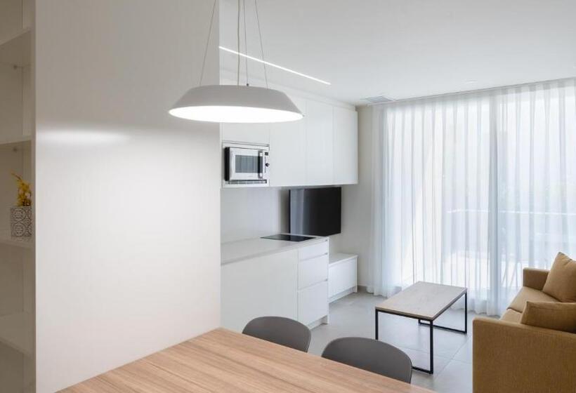 Студио Стандарт с Балконом, Iberflat Apartamentos Los Pinos
