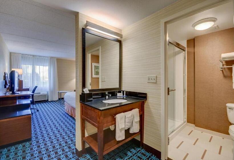스탠다드 룸 킹사이즈 침대, Fairfield Inn Boston Woburn