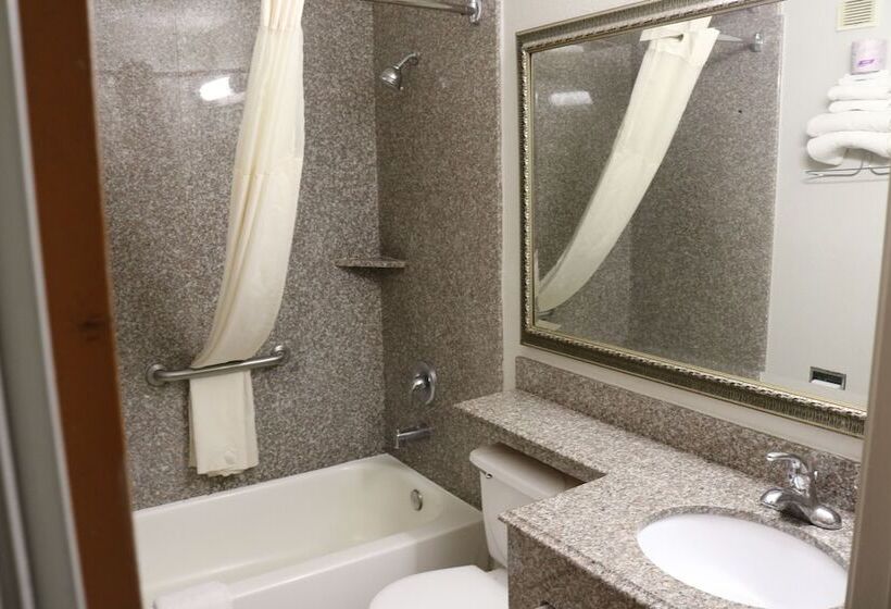 Habitació Estàndard 2 Llits Matrimoni, Super 8 By Wyndham San Antonio/i35 North