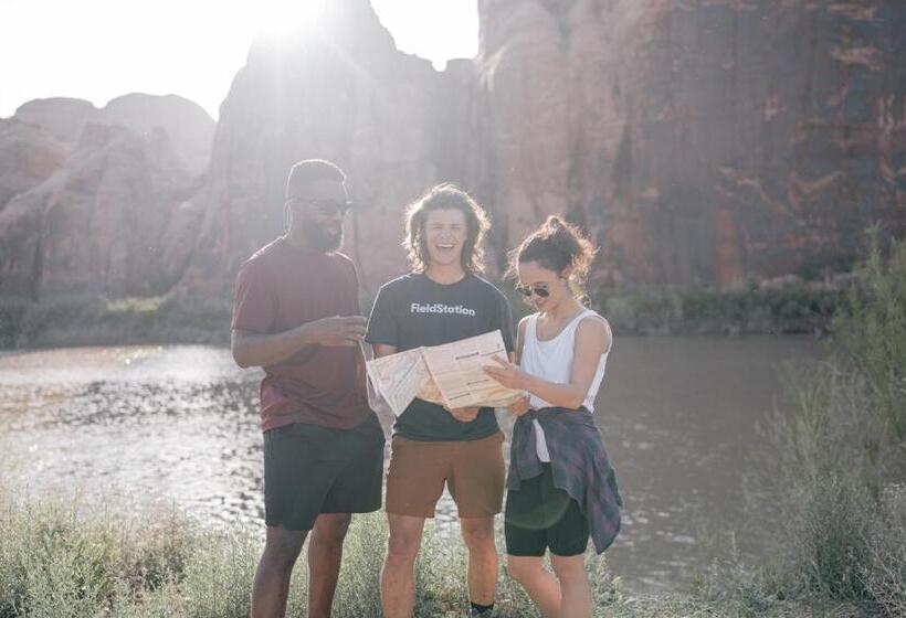 デラックスの４人部屋, Field Station Moab