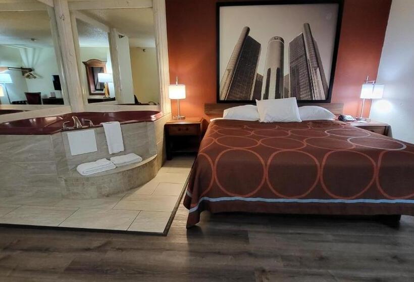 Люкс Deluxe Кровать Кинг, Super 8 By Wyndham Canton/livonia Area