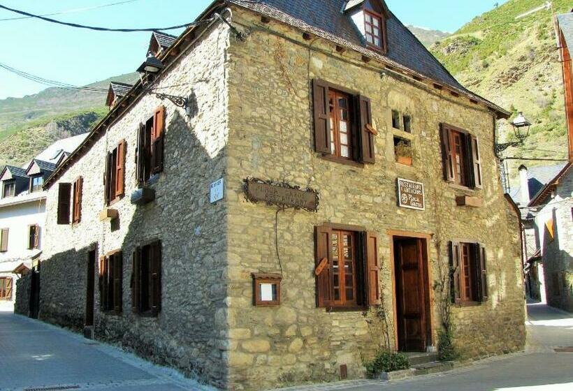 스탠다드 룸, Hostal Plaça Garós