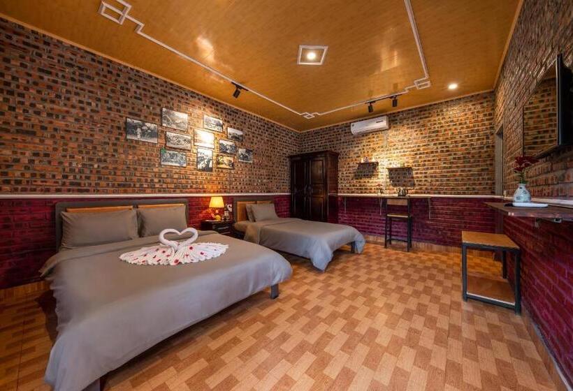 اتاق استاندارد سه تخته با چشم‌انداز باغ, Catba Spring Homestay