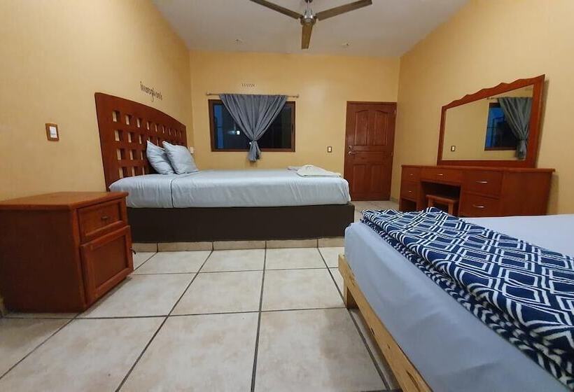 Quarto Familiar, Colonos Los Cabos