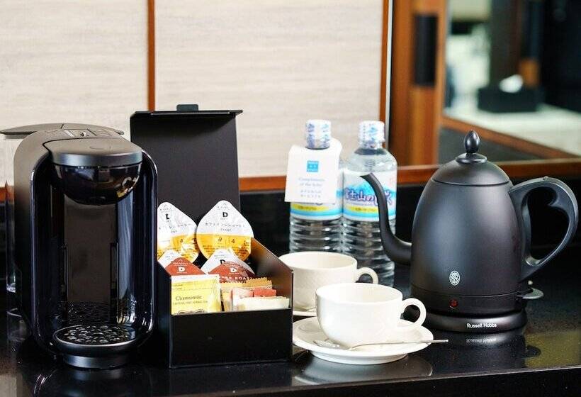 جناح سرير كينج, Hyatt Regency Yokohama