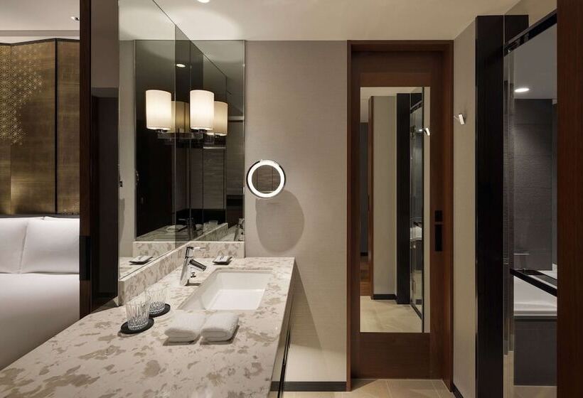 غرفة كلوب, Hyatt Regency Yokohama