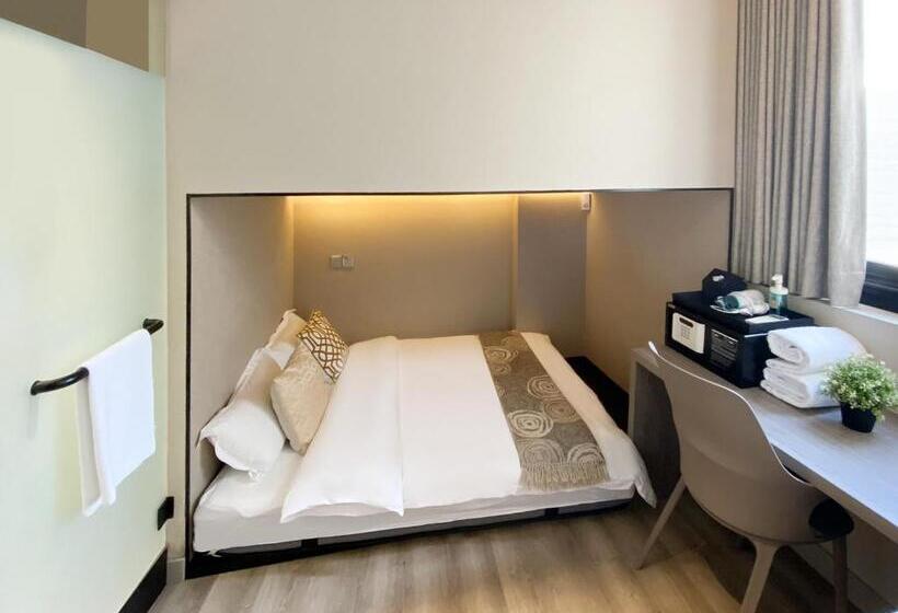 اتاق استاندارد, St Signature Jalan Besar, Short Overnight, 13 Hours, 6pm 7am