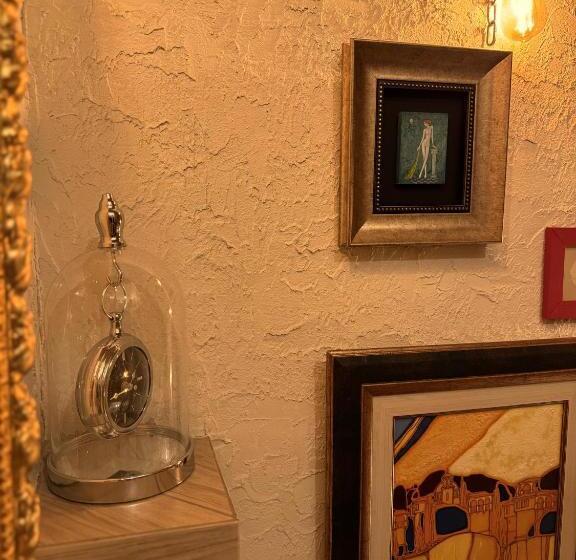 اتاق لوکس با بالکن, Boutique Guest House Yes For You