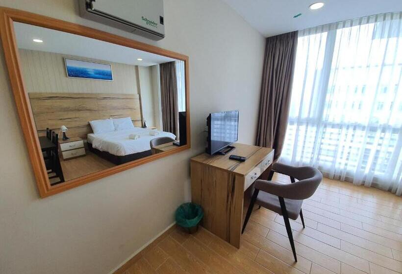 Номер Deluxe, Bangi Perdana