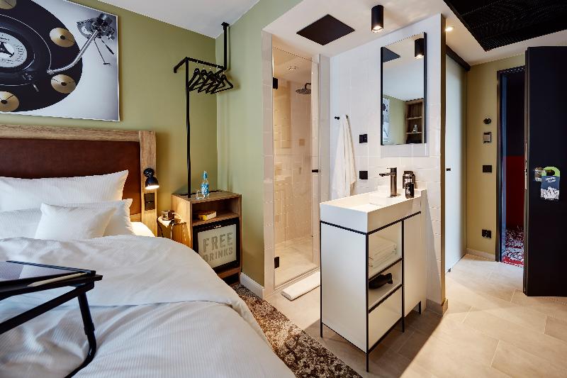 Номер Стандарт, Me And All Hotel Hanover, By Hyatt