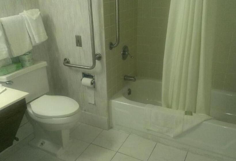 Номер Стандарт, Quality Inn