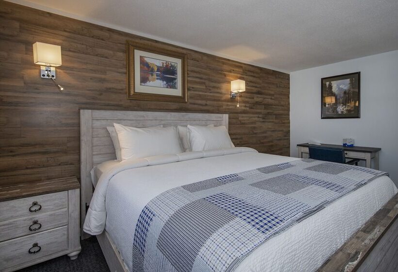스탠다드 룸 킹사이즈 침대, Silver Ridge Lodge