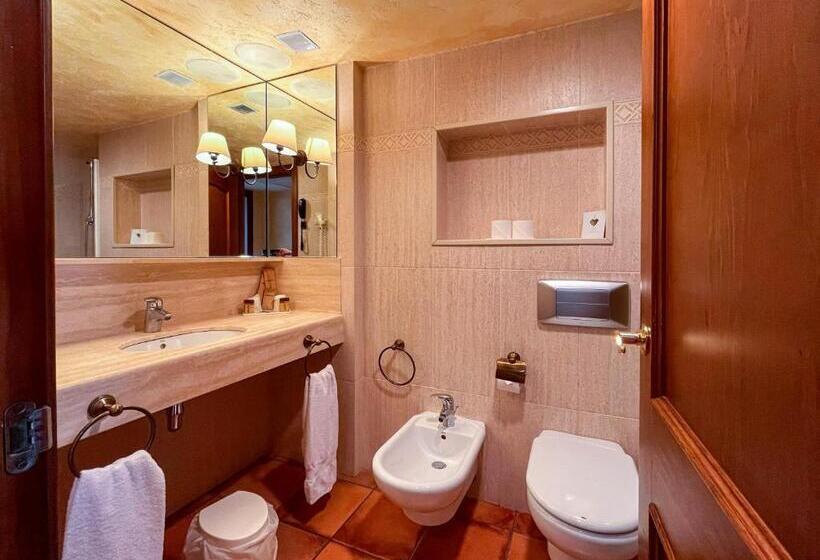 Quarto Estandar com Sacada, Vila De Tossa
