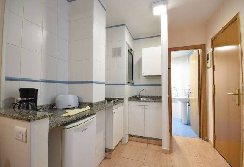 スタンダードスタジオ, Apartamentos Tinoca