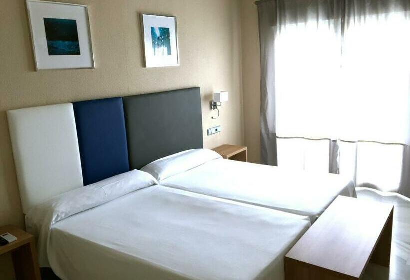 Номер Superior Вид на Море, First Flatotel International