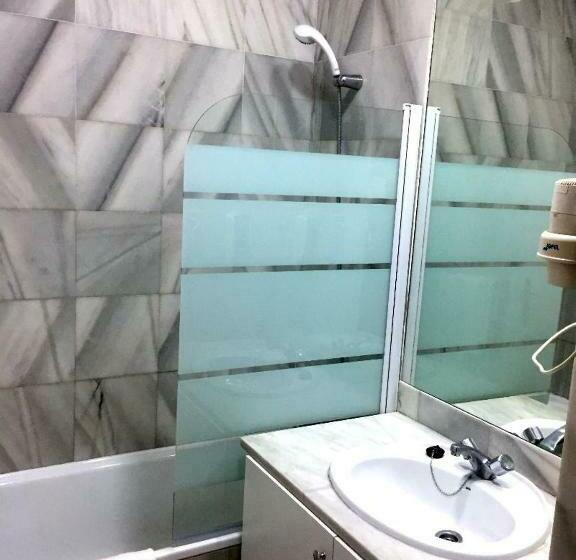 Номер Стандарт, First Flatotel International