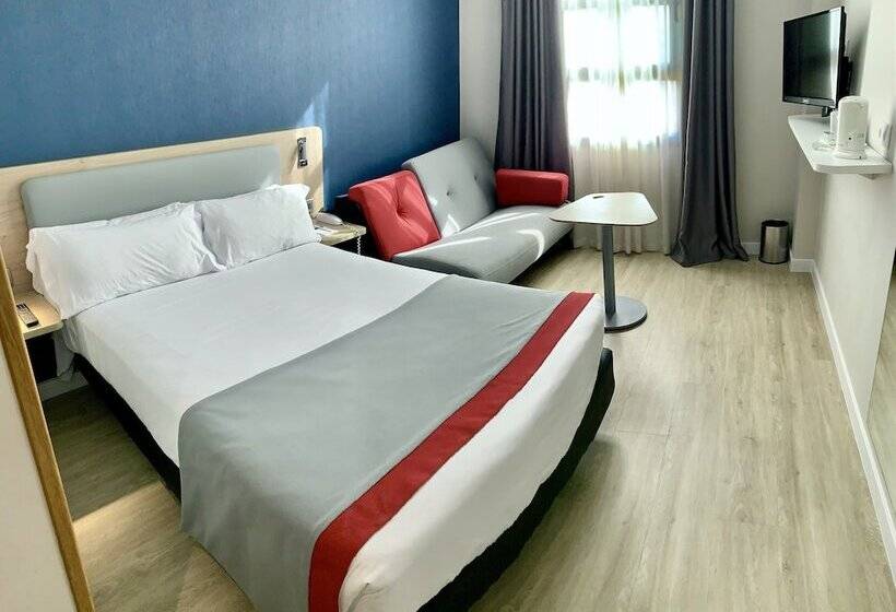 اتاق استاندارد, Holiday Inn Express Ciudad De Las Ciencias, An Ihg