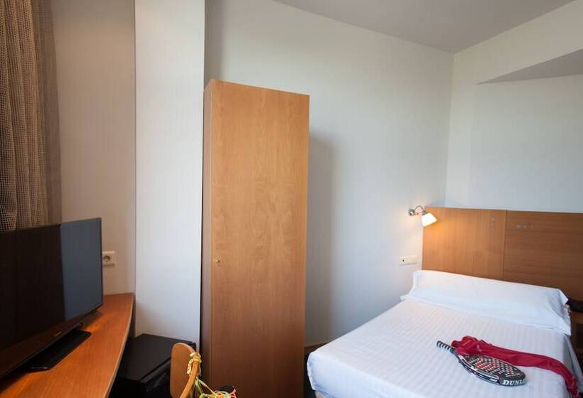 Номер Стандарт Индивидуальный, B&b Hotel Barcelona Mollet Porta De Gallecs