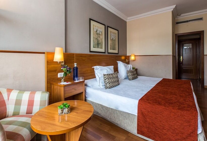 اتاق سوپریور, Leonardo Hotel Granada