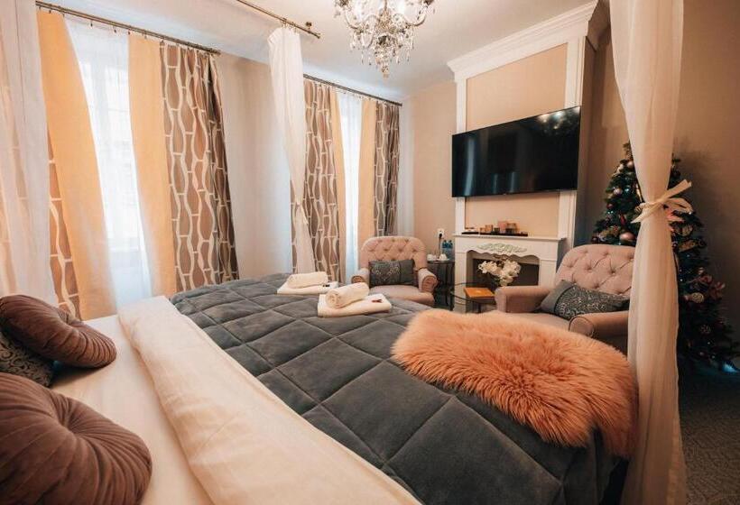 Номер Deluxe с Гидромассажем, Telč