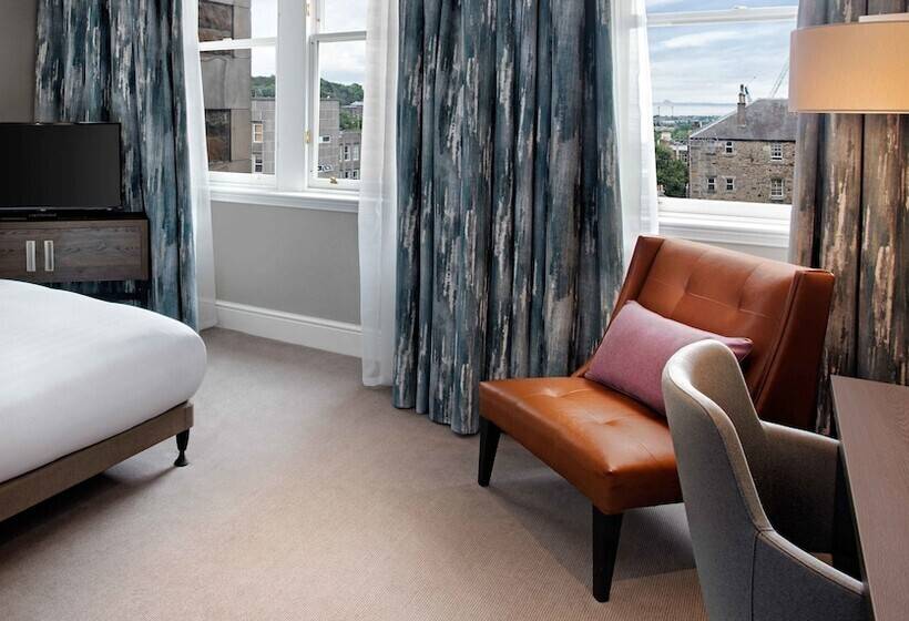Номер Executive, Hilton Edinburgh Carlton