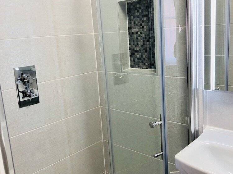 Номер Стандарт Индивидуальный, Ilfracombe House Hotel   Near Cliffs Pavilion