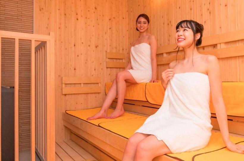 Трехместный Президентский, Sansui Naha　ryukyu Hot Spring Naminoueyu