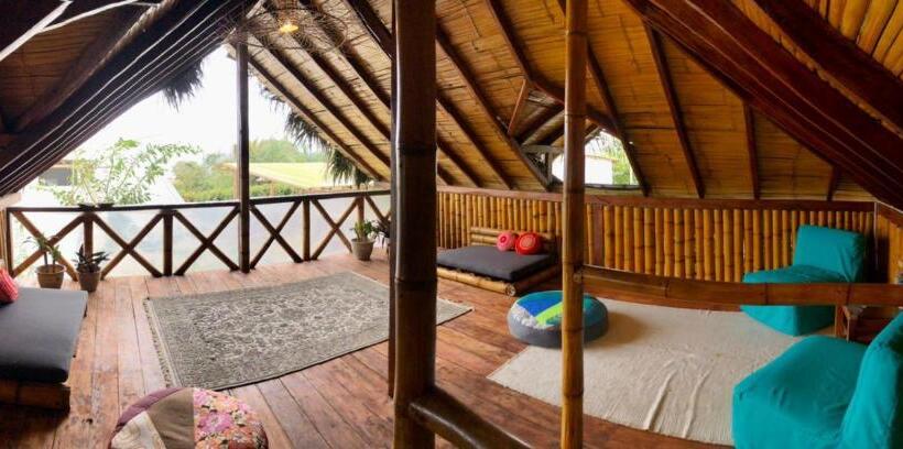 Студио Стандарт с Террасой, Hostal Los Orishas