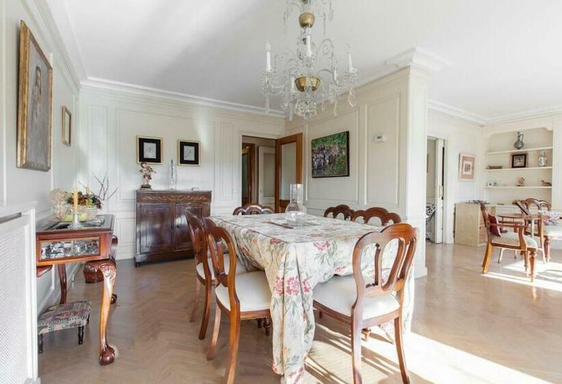 Номер Стандарт Индивидуальный, Modern B&b Somosaguas