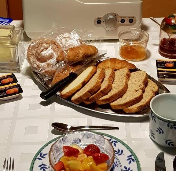 Номер Стандарт Индивидуальный, Modern B&b Somosaguas