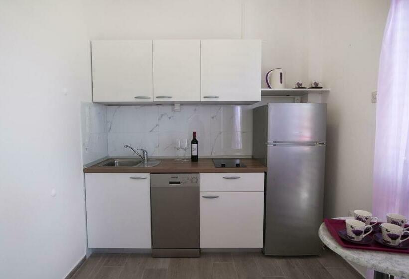 스탠다드 스튜디오 바다 전망, Apartmani Daša Tučepi