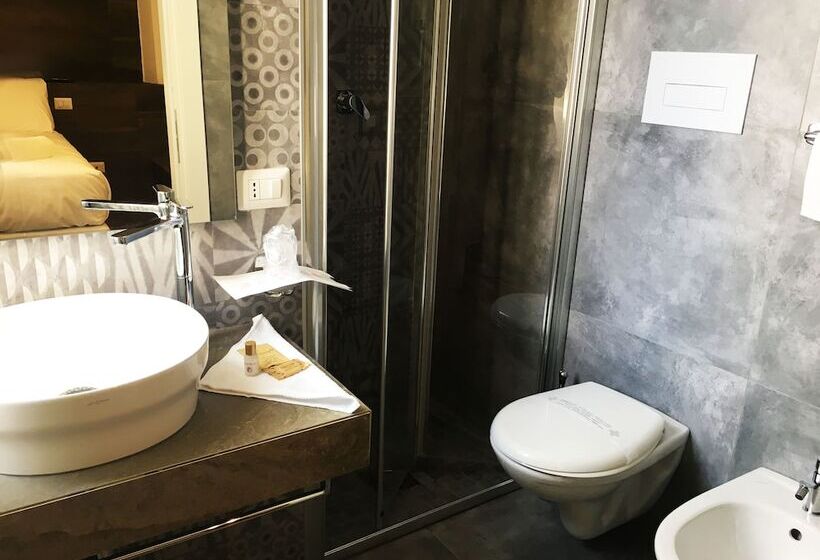 标准三人间, Aurum Firenze