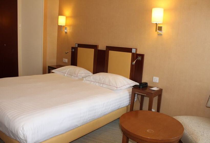 Полулюкс, Best Western Plus Hôtel D Angleterre