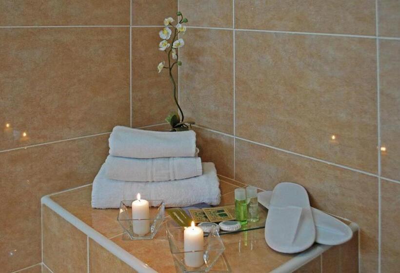 Номер Стандарт, Piccadilly Sitges