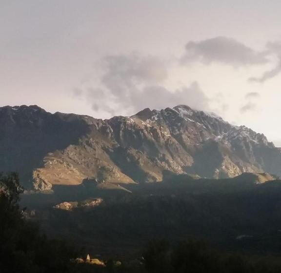 Номер Стандарт, L Aghjalle